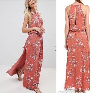 NWT. The Jetset Diaries Floral maxi dress